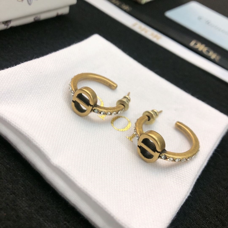 chr1st1an D10r earrings
